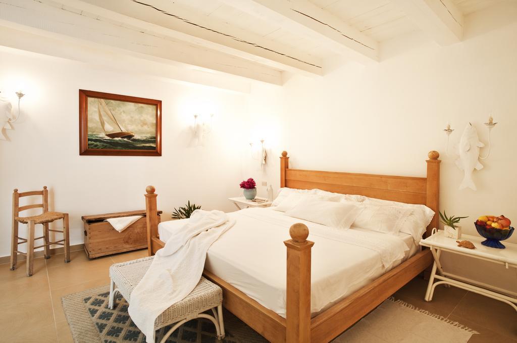 Villa Dei Tramonti Porto Rotondo Room photo